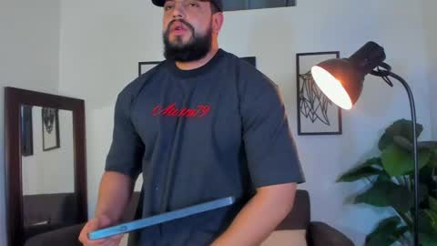 mark_x23 online show from June 9, 4:12 am