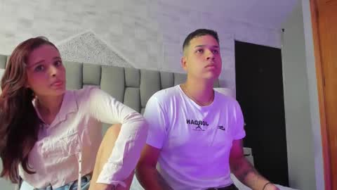 markandphilip  online show from September 25, 12:12 pm