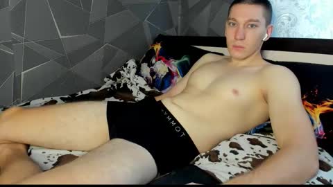 Snapshot of markbodrov chatting on October 30, 10:49 am markbodrov online show from October 30, 10:49 am