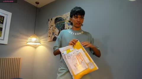 markbowie online show from April 10, 9:52 pm