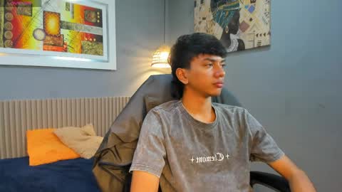 markbowie online show from April 13, 11:58 am