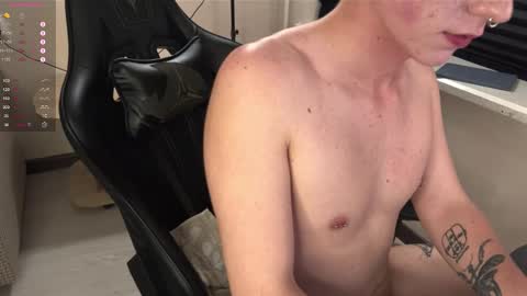 Mark online show from December 13, 8:04 pm