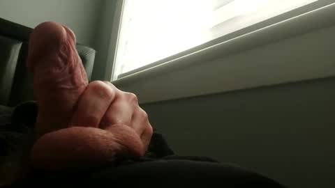 markhill1985 online show from November 14, 10:50 am