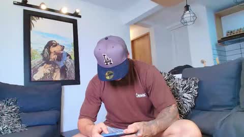 Snapshot of marko_toro__ chatting on October 25, 10:54 pm Sebastian online show from October 25, 10:54 pm