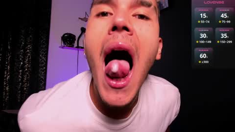 Mark Santos online show from March 31, 3:07 am