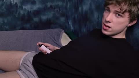 markshot_ online show from November 1, 4:39 pm