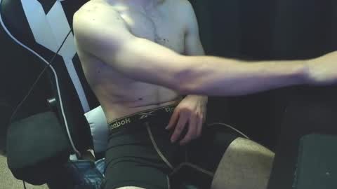 marksilverrr online show from December 18, 3:04 am