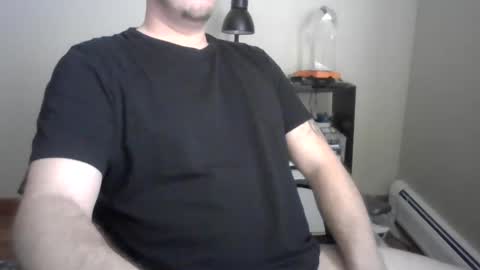 markus27252 online show from February 24, 2:37 pm