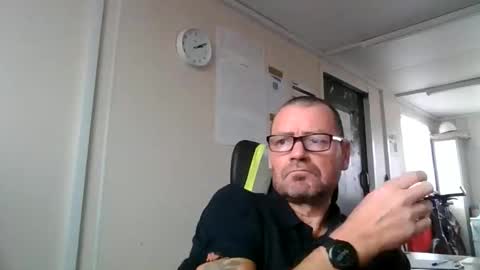 markyhowudoin online show from November 7, 2:08 pm