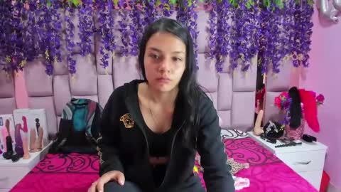 Marly Anal  online show from February 17, 1:22 pm