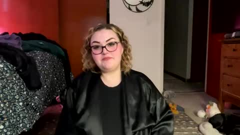 maroon_moon online show from February 13, 10:11 pm