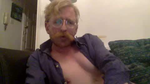 marriedmannextdoor online show from June 8, 9:16 pm