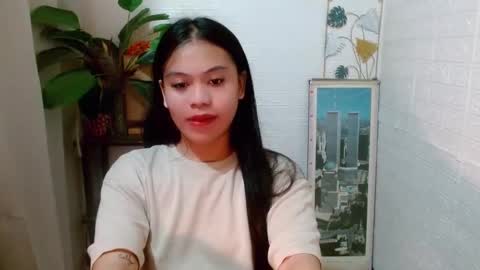 Wenwen online show from December 9, 10:30 pm