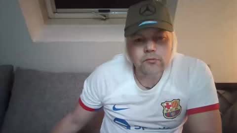 mars0481 online show from December 6, 12:00 pm