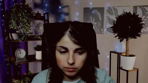 martaedams online show from December 22, 6:20 am