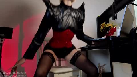 Ultimate Goddess online show from October 10, 6:30 am