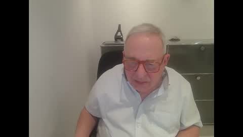 martin_1947 online show from January 26, 9:40 pm
