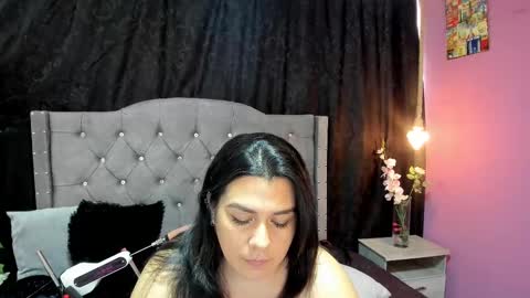 Snapshot of martina_foxy_ chatting on February 26, 3:21 pm MARTINA online show from February 26, 3:21 pm