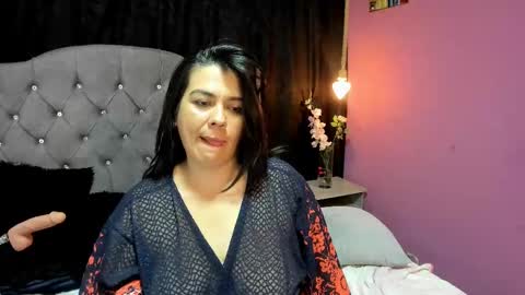 Snapshot of martina_foxy_ chatting on February 26, 9:31 pm MARTINA online show from February 26, 9:31 pm