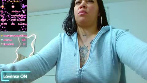 Hey im martina online show from February 27, 6:13 am