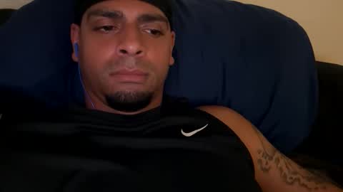 martinfly89 online show from May 24, 7:09 pm