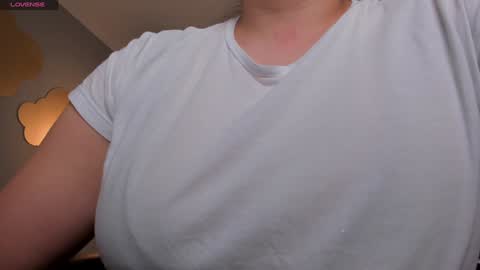 Martinna Bonnet online show from February 8, 10:29 am