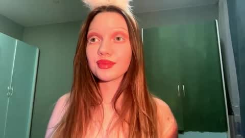 Emily online show from October 30, 8:42 pm