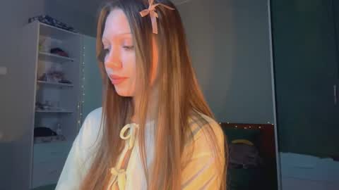 Emily online show from October 1, 8:08 pm