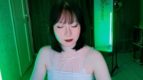 Nancy online show from February 18, 2:17 pm