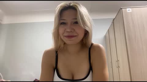 Sophie online show from September 21, 2:37 am