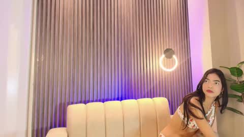 mary_cute9 online show from February 26, 12:49 pm