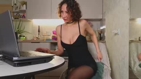 Snapshot of mary_du chatting on September 8, 9:58 pm Mary du online show from September 8, 9:58 pm