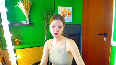 Mary online show from December 15, 10:50 am