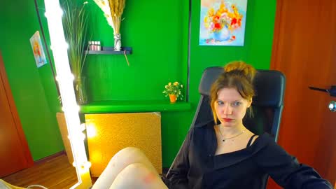 Mary online show from February 7, 10:08 am