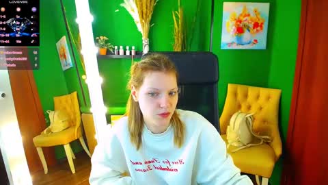 Mary online show from March 5, 10:22 am