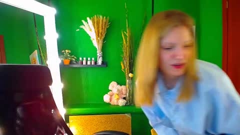 Mary online show from February 22, 6:28 am