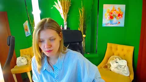Mary online show from February 22, 10:29 am
