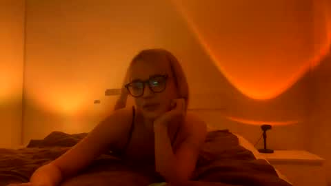 Mary online show from January 16, 12:34 am