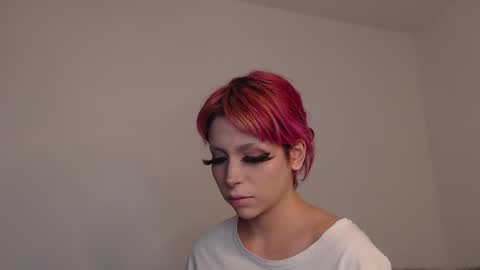                      100   online show from October 9, 8:31 am