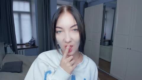 Mary online show from December 22, 9:49 am