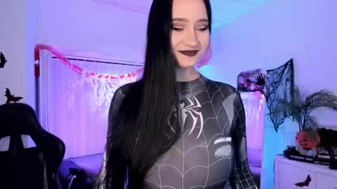 Mary online show from October 30, 7:31 am