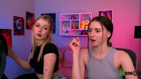 Mary online show from May 10, 3:07 pm