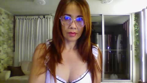 Engracia online show from April 15, 2:26 am