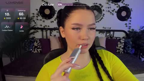 Snapshot of maryamie chatting on February 20, 6:39 am Hello Ill be waiting for you Tue Wed Thu Fri 3am-10am Sun 3am-5pm GMT online show from February 20, 6:39 am