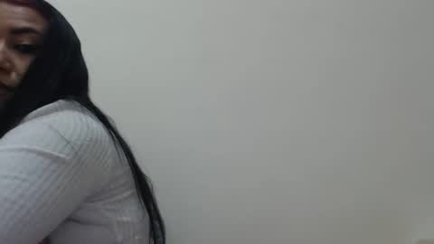 maryem online show from March 18, 2:23 pm