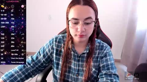 Dulce Maria online show from October 21, 7:28 pm