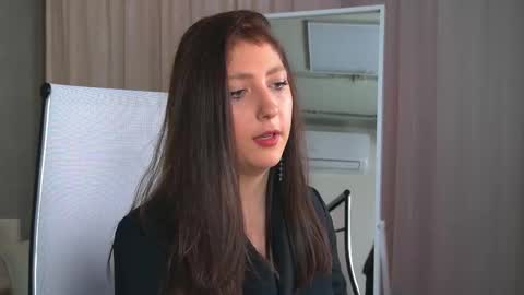 Mary Miller online show from October 1, 7:40 am