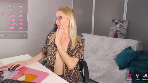 Mary online show from September 24, 8:48 pm