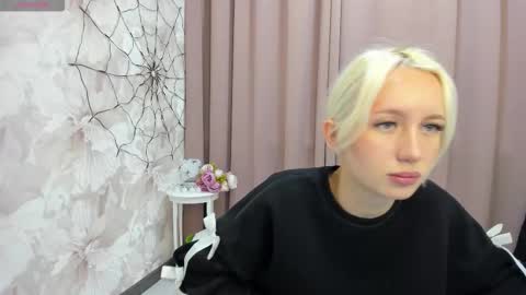 Luucy UTC1 Mon Tue Wed Thu Fri 0500-1130 online show from November 4, 2:46 am