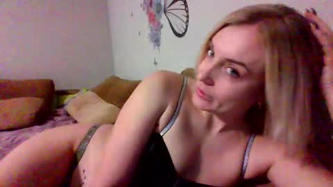 maryyemm online show from January 2, 7:40 pm